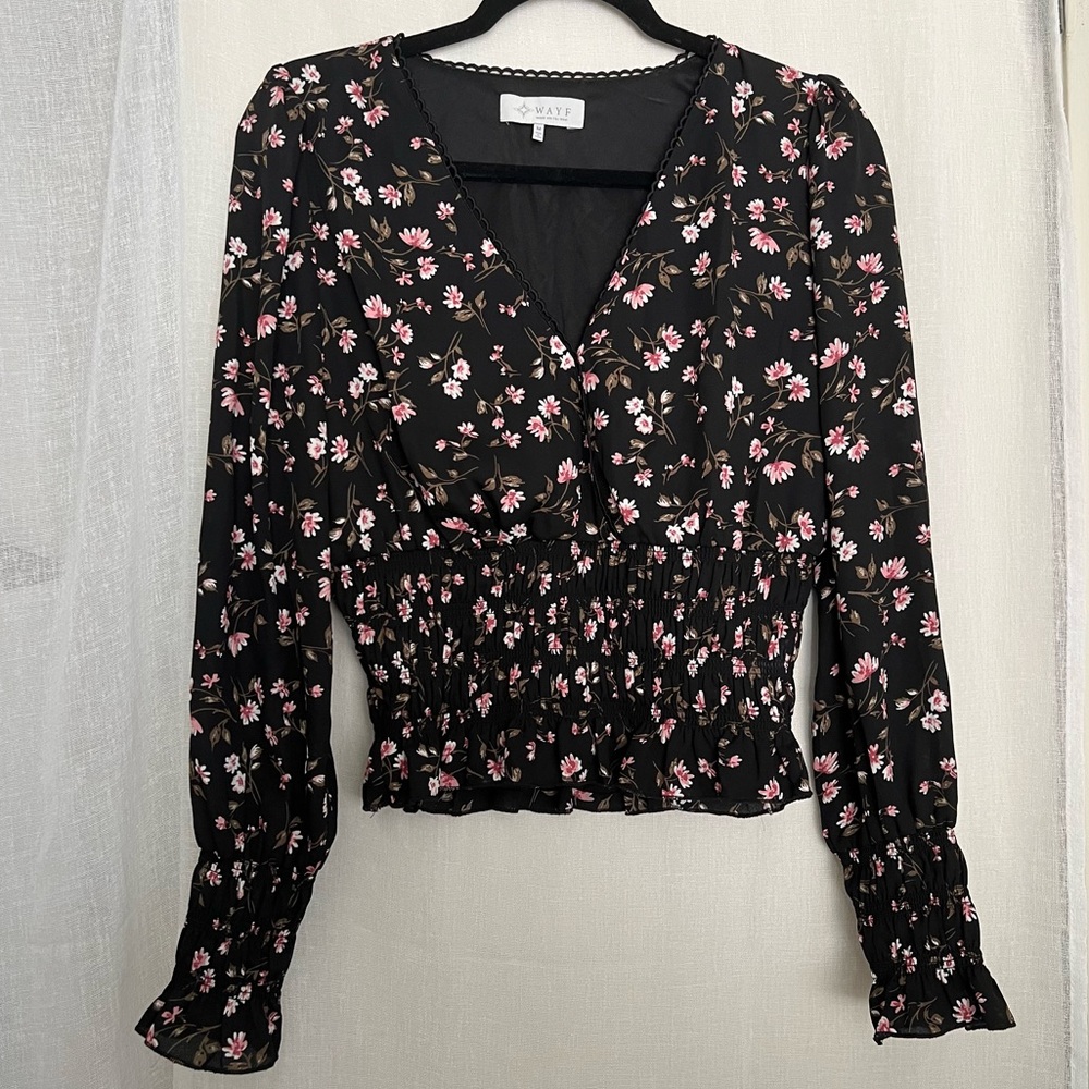 WAYF cropped floral long sleeve top M